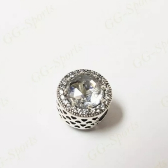 Pandora clear radiant Hearts charm. - Picture 4 of 8